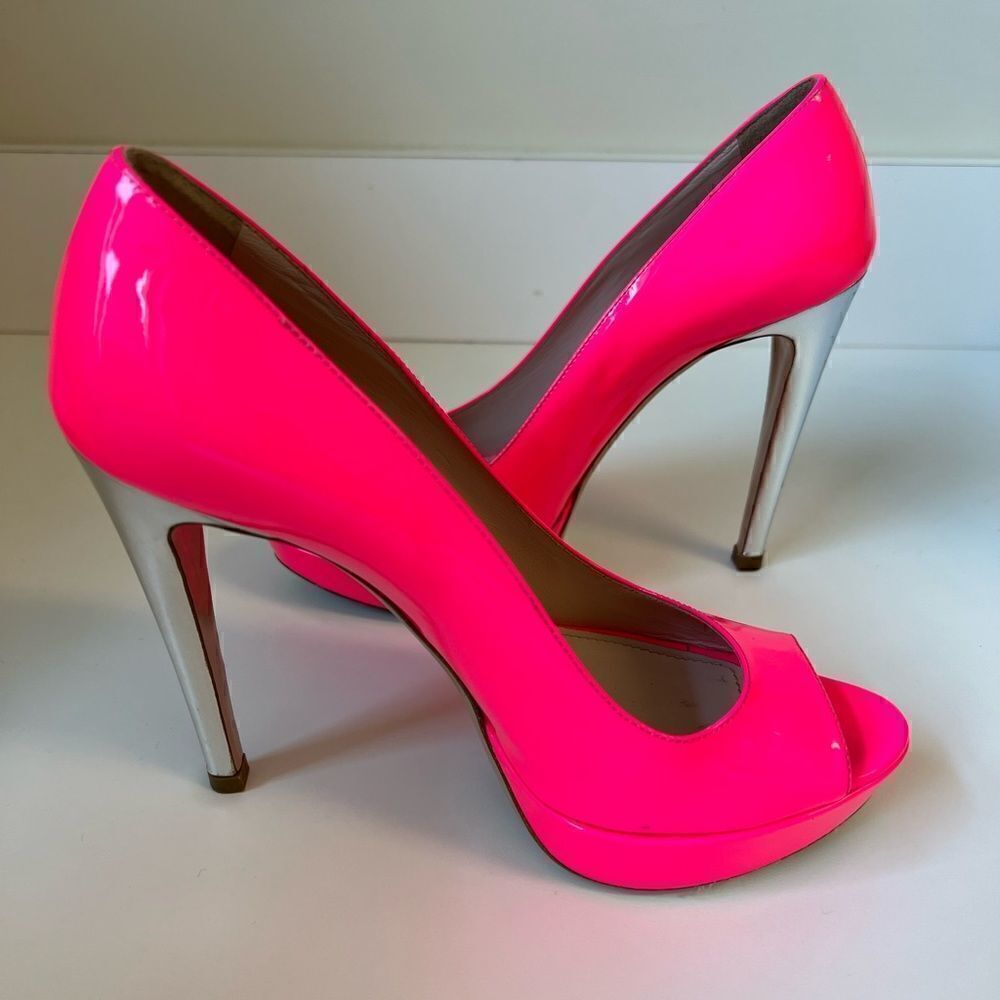 - Miu Miu Patent Leather Peep Toe Pumps. Excellent Condition. Size 7